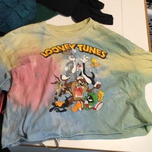 Cropped tie die tee